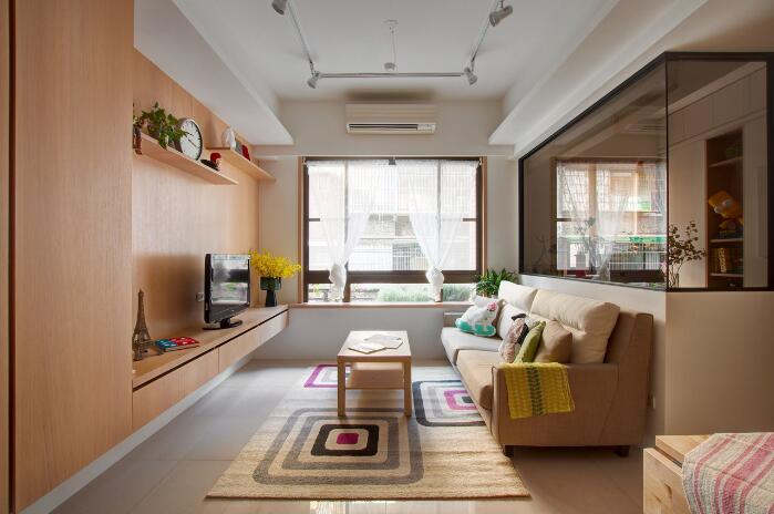 合理布局清新自然的七十平米木元素现代公寓