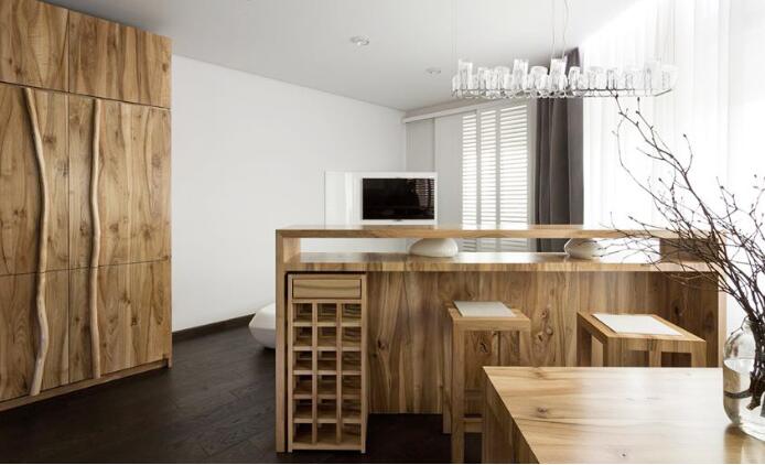 奢华低调的原木现代时尚公寓室内设计