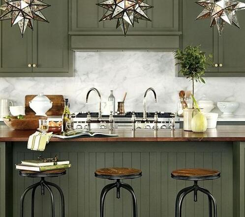 多款绿色的厨房空间设计，总有一款是你的菜！