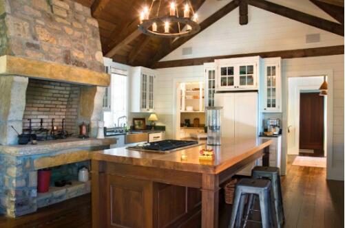 如何挑选合适自己的厨房橱柜和室内空间设计